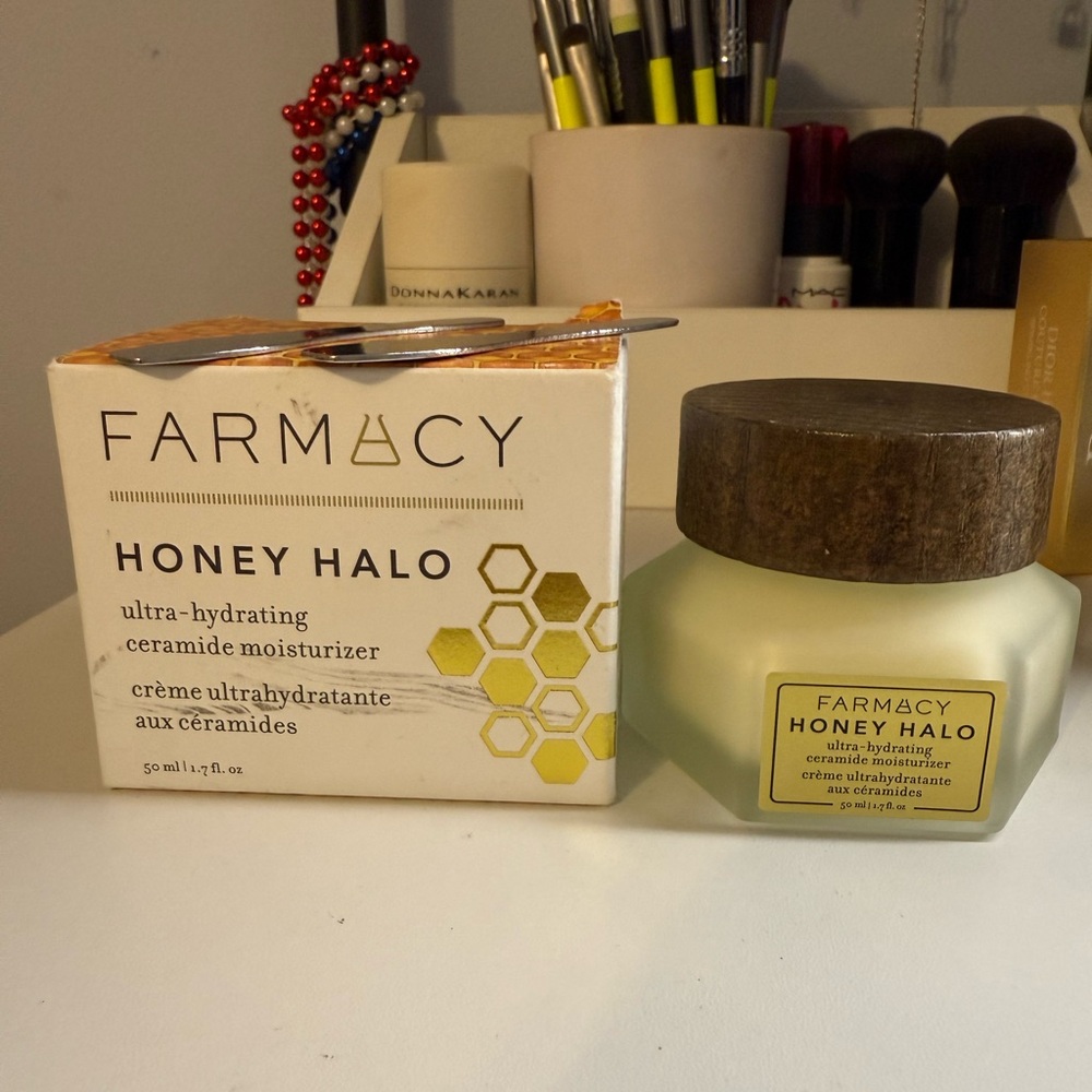Farmacy Honey Halo Cream with Wooden Lid